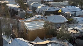 Wooden mobile homes built in Khan Younis as alternative to tents