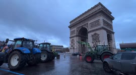 French farmers continue protests against EU-Mercosur trade deal (2)