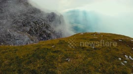 Speedflying in the Swiss Alps