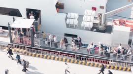 China: Resort island draws tourists with diverse recreational activities in S China