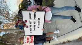 US: Protest in Coral Springs After Fatal ICE Shooting in Minneapolis