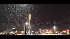 Heavy snowfall intensifies during nighttime drive in Kentucky, USA