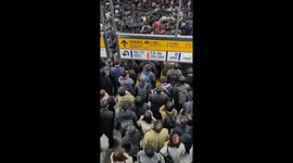 Japan: Massive Train Disruption Impacts Hundreds of Thousands in Tokyo Area 2