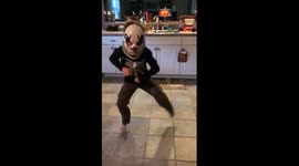 Masked Child's Pennywise Dance: Prepare to Be Seriously Spooked!