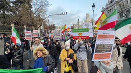 Madrid: Iranian Community Goes out to March