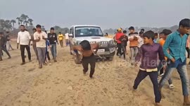 Indian strongman pulls truck and climbs telegraph pole to show his strength