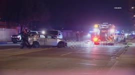 US, Phoenix: Phoenix Suspect Crashes While Fleeing From Police