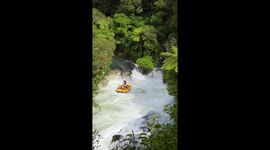 “Romantic river float” turns into wild ride over world’s highest rafted waterfall in viral 207k‑view TikTok