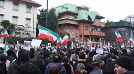Protest held in Milan in support of anti-government protests in Iran