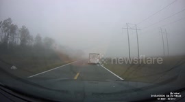 Florida Driver Attempts Dangerous Pass in Heavy Fog