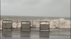 Italy: Storm Harry Brings Flooding and Massive Waves to Sicily