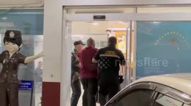 Drunk American tourist arrested for attacking police car in party resort Pattaya