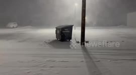 US: Blowing Snow and Gusty Winds Sweep Iowa