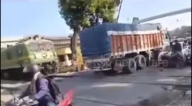 Major Train Accident Averted as Express Train Collides With Truck at Jharkhand Level Crossing