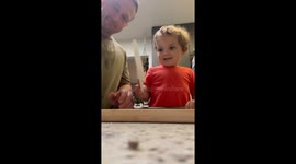 Toddler nicks finger while “helping” dad cook in viral 1.8‑million‑view Instagram video