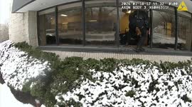 US: Buck Starts Bank Alarm By Crashing Through Window Inside Ridge Bank