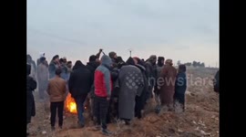 Syria: Gathering of detainees' families in front of Al-Aqtan Prison awaiting the release of their sons