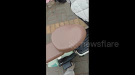 China: Chinese resident discovers e-bike seat turned into solid ice overnight