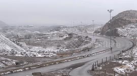 Heavy snowfall hits Ciudad Juarez, authorities urge caution