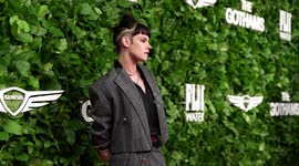 UNCAPTIONED: Kristen Stewart claims actresses are 'treated like puppets'