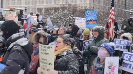 Protest held in Chicago over Minneapolis federal shooting