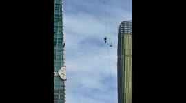 Taiwan: American Climber Alex Honnold Scales Taipei 101 Without Safety Gear