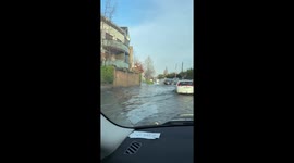 Ireland: Storm Chandra Triggers Flooding, Power Outages and Transport Chaos 4