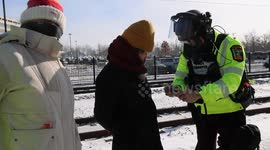 MINNEAPOLIS PROTEST KEPT ICE FROM GOING TO WORK: ARRESTS MADE 7