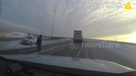 US: Cop Takes Humorous Spill On Treacherous Black Ice
