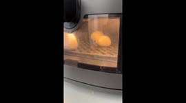 Marshmallows dance in air fryer in Hubei, China