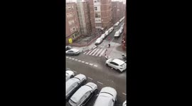 Spain: Storm Kristin Brings Snow to Madrid Causing Traffic Disruptions 3