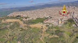 Landslide leaves Sicilian town teetering on the edge of a cliff