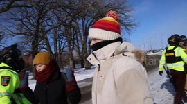 MINNEAPOLIS PROTEST KEPT ICE FROM GOING TO WORK: ARRESTS MADE