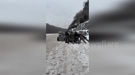 US: Troopers Rescue Stranded Motorist Amid Heavy Snow