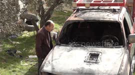Illegal Israeli settlers torch Palestinian-owned vehicles in West Bank