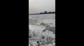 US: Ice Floes Cover NYC Rivers After Snowstorm 2