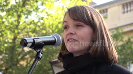 Actor Carey Mulligan speaks at London protest against Aleppo bombing
