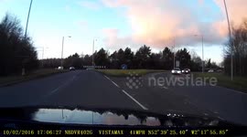 Close Shave M54 J3  - Two Cars being Silly or Crash for Cash !!