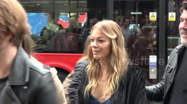 LeAnn Rimes on Oxford Street, London