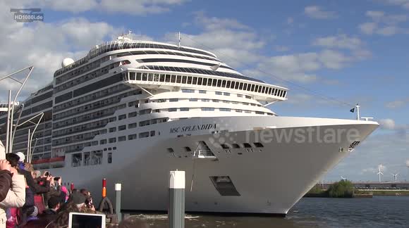 Cruise ship MSC Splendida plays 'We Will Rock You' and 'Seven Nation Army' on its horn