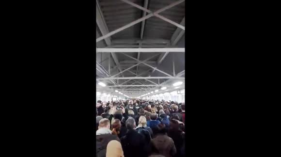'Ridiculous' crowds at Clapham Junction due to Tube Strike