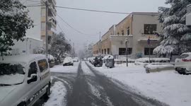 Heavy snowfall in Chalkis!!