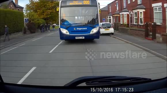 golf vs bus dispute