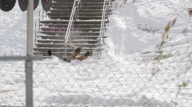SNOWBOARDER BREAKS HIS LEG!!