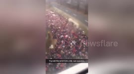 Thousands queue at station for DC Women's March