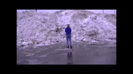 6-ft wife dwarfed by mountain of snow