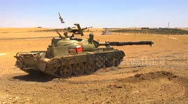 SDF tank fires machine gun at ISIS