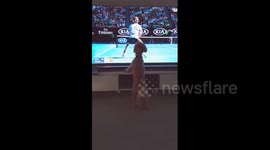 Newsflare Edit - This dog likes to watch tennis!
