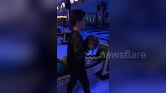 Newsflare Edit - Best dab strike by a ten year old. 