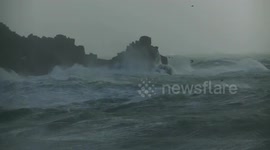 Massive Waves as Storm Doris arrives